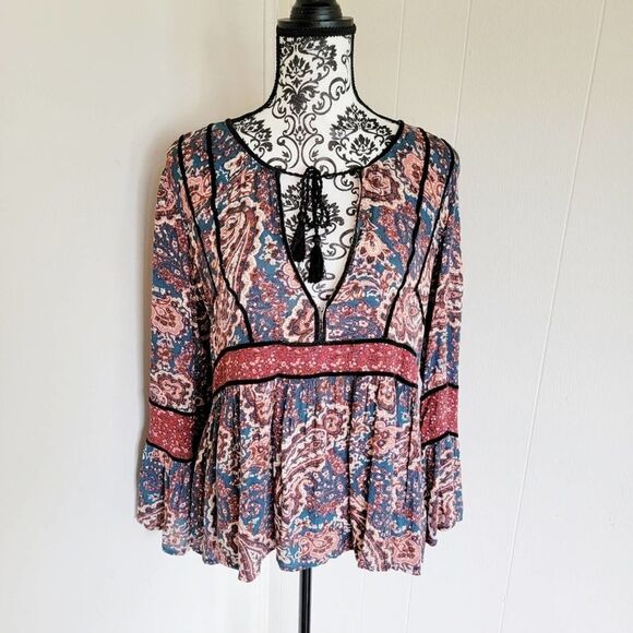 American Eagle Top Boho Peasant Paisley Print Tassle Ties sz M - Picture 1 of 4